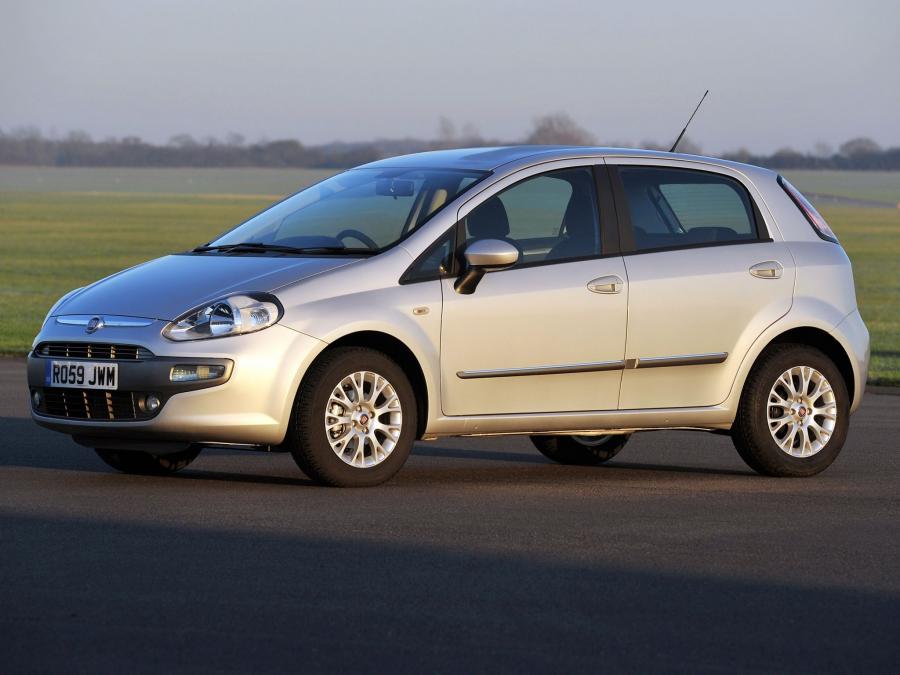  Fiat Punto Evo 5-Door 2010 года  (UK) (фото 6 из 16)